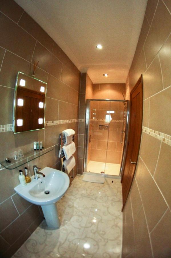 Gwynfryn Guest House Tavernspite Buitenkant foto